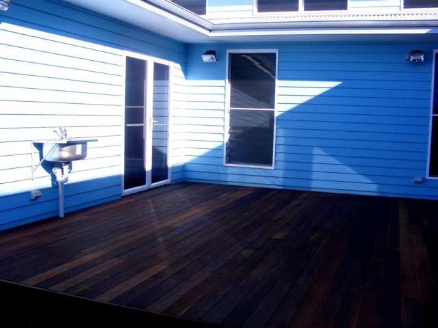 acuredalestreetoutdoordeckarea.jpg